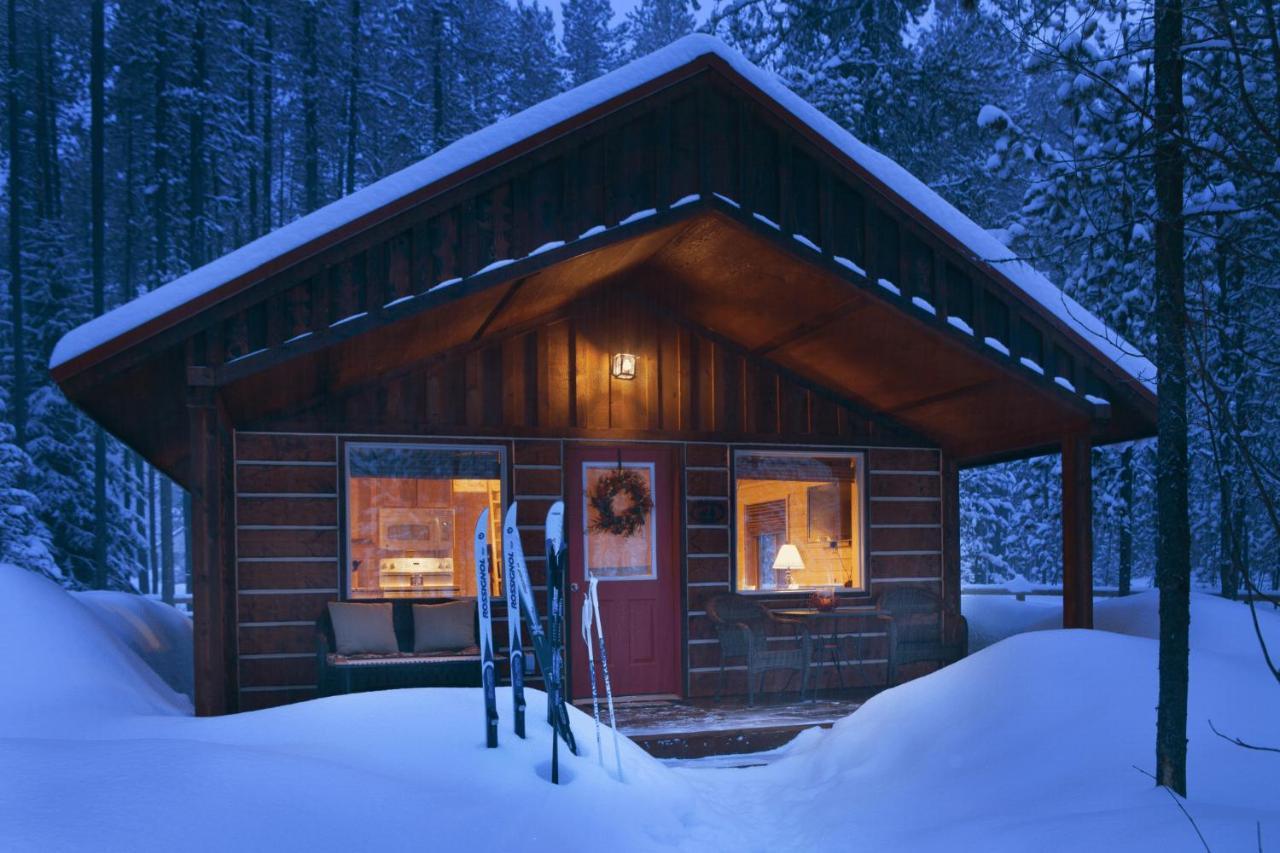 Reclusive Moose Cabins West Glacier Exterior photo